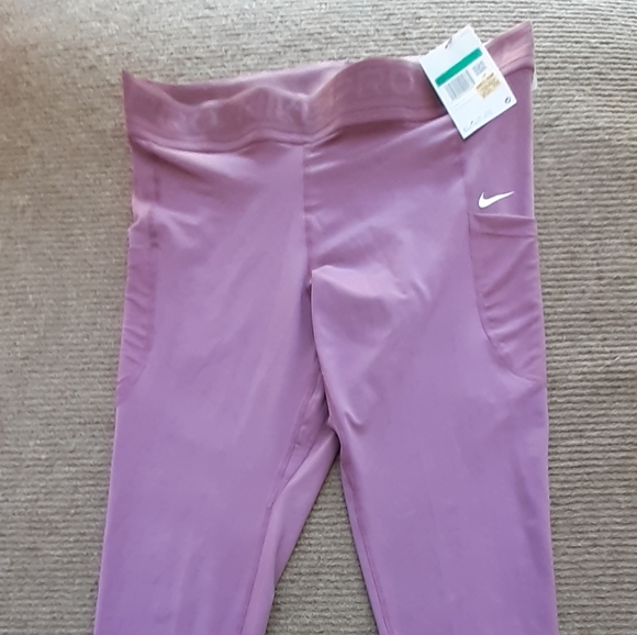 Nike Pro Dri Fit 7/8 Leggings